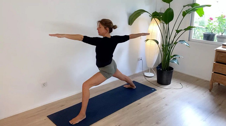 Yoga para combatir el estrés y aliviar las tensiones