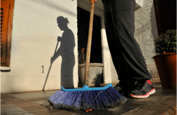 ¿Cómo identificar violencias y trata laboral en el sector del trabajo del hogar?